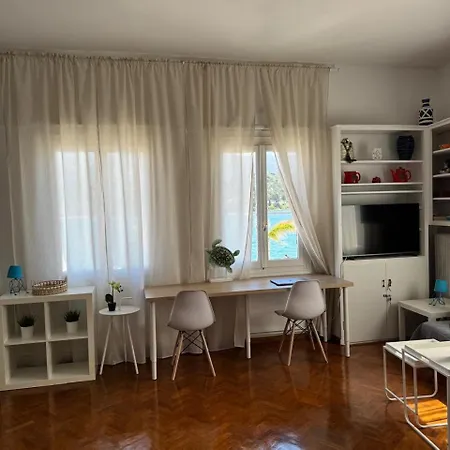 Turtle Bay * أرغوستولي